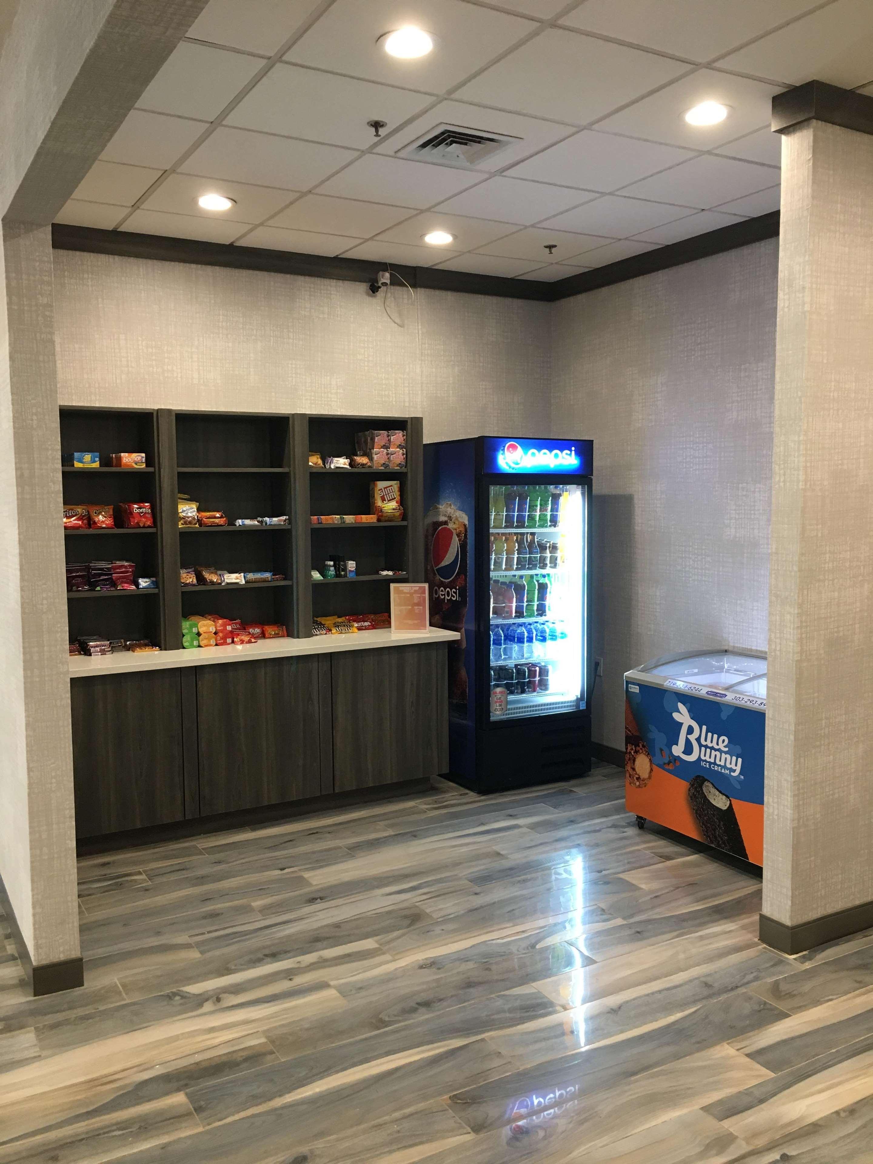 Best Western Plus Executive Residency Denver-Central Park Hotel Extérieur photo