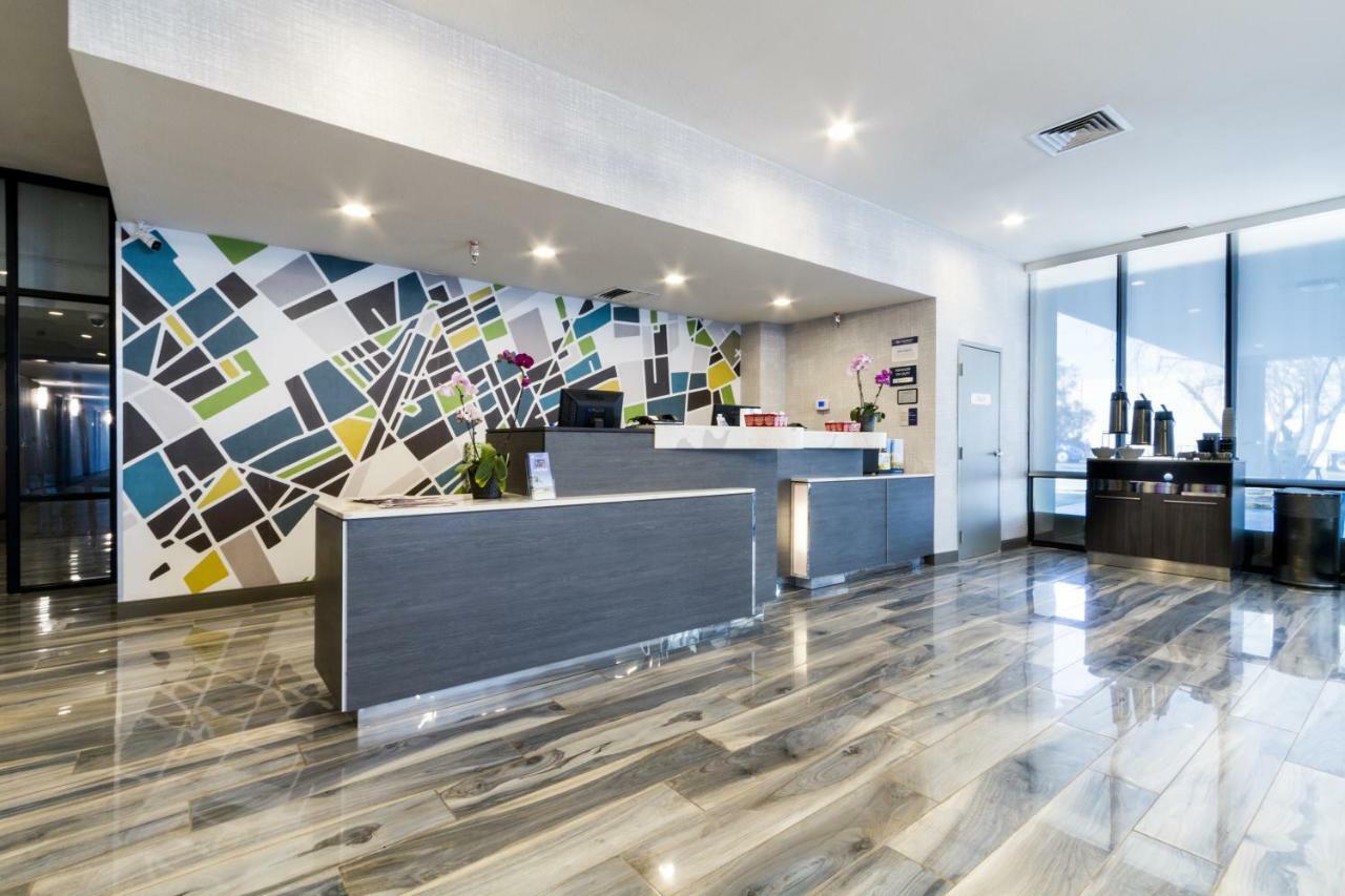 Best Western Plus Executive Residency Denver-Central Park Hotel Extérieur photo